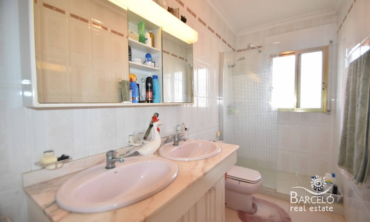 5 soverom Villa til salgs i Ciudad Quesada med svømmebasseng garasje - € 680 000 (Ref: 8657632)