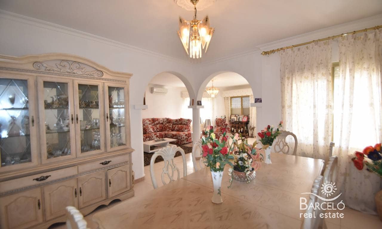 5 soverom Villa til salgs i Ciudad Quesada med svømmebasseng garasje - € 680 000 (Ref: 8657632)