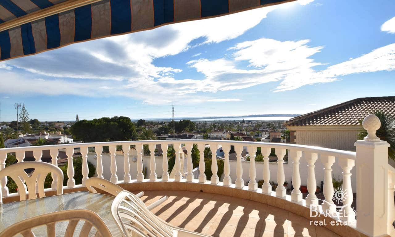 5 soverom Villa til salgs i Ciudad Quesada med svømmebasseng garasje - € 680 000 (Ref: 8657632)