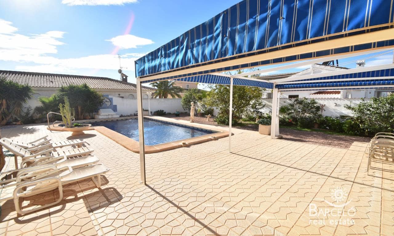 5 soverom Villa til salgs i Ciudad Quesada med svømmebasseng garasje - € 680 000 (Ref: 8657632)