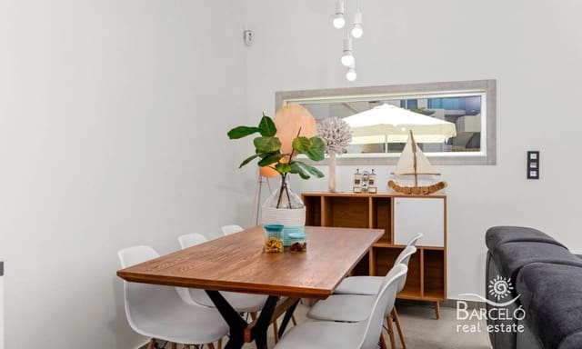 3 soverom Villa til salgs i El Raso, Guardamar del Segura med svømmebasseng garasje - € 445 000 (Ref: 8744687)