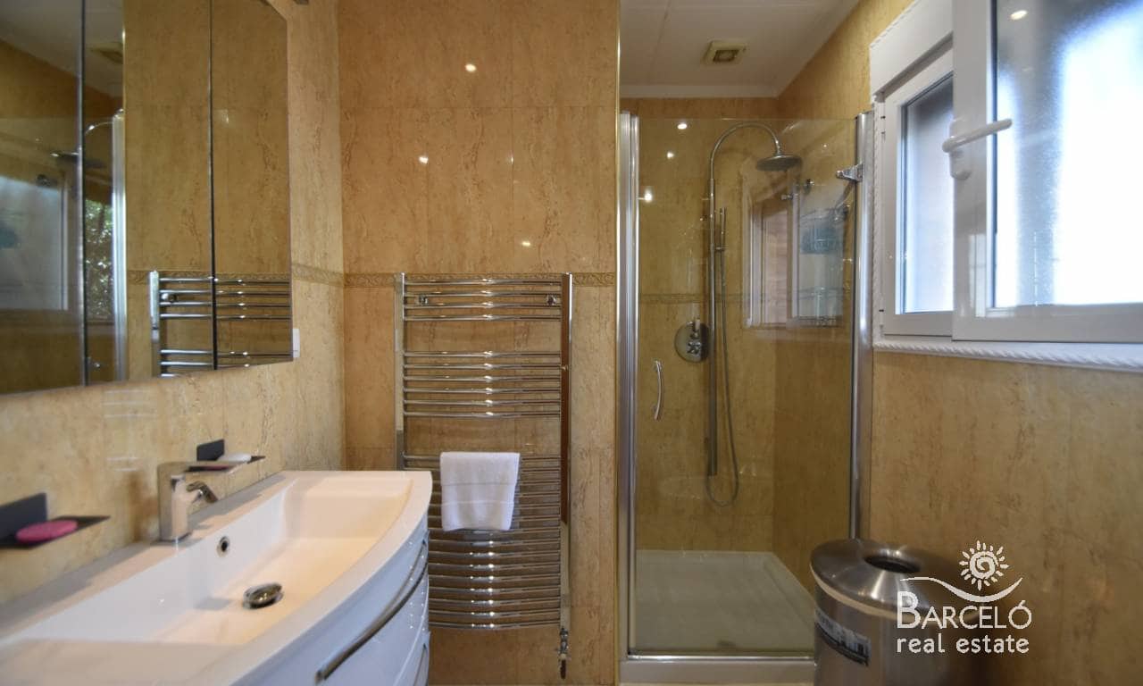 3 bedroom Villa for sale in Ciudad Quesada with pool garage - € 669,500 (Ref: 8790147)