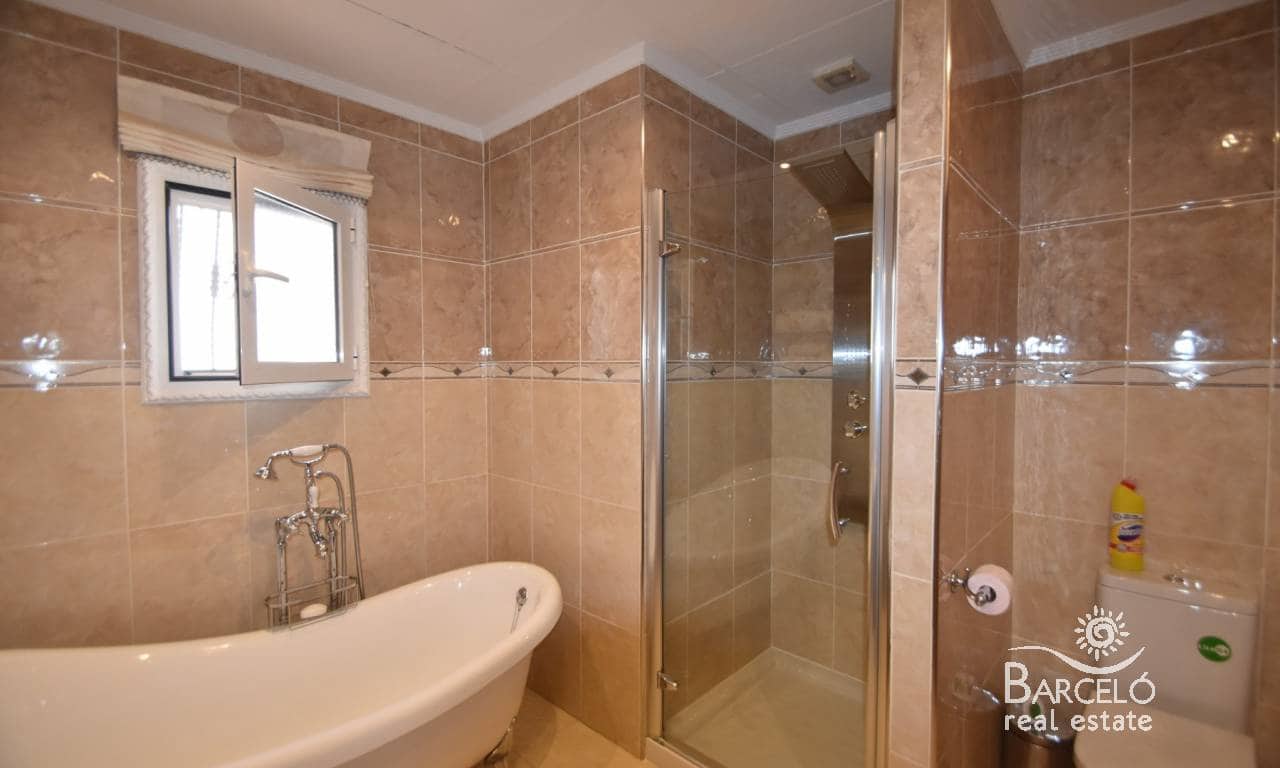 3 bedroom Villa for sale in Ciudad Quesada with pool garage - € 669,500 (Ref: 8790147)