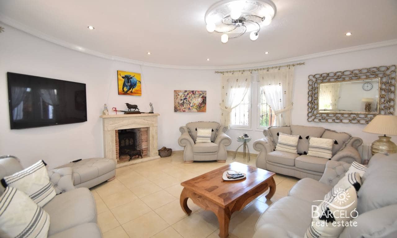 3 bedroom Villa for sale in Ciudad Quesada with pool garage - € 669,500 (Ref: 8790147)