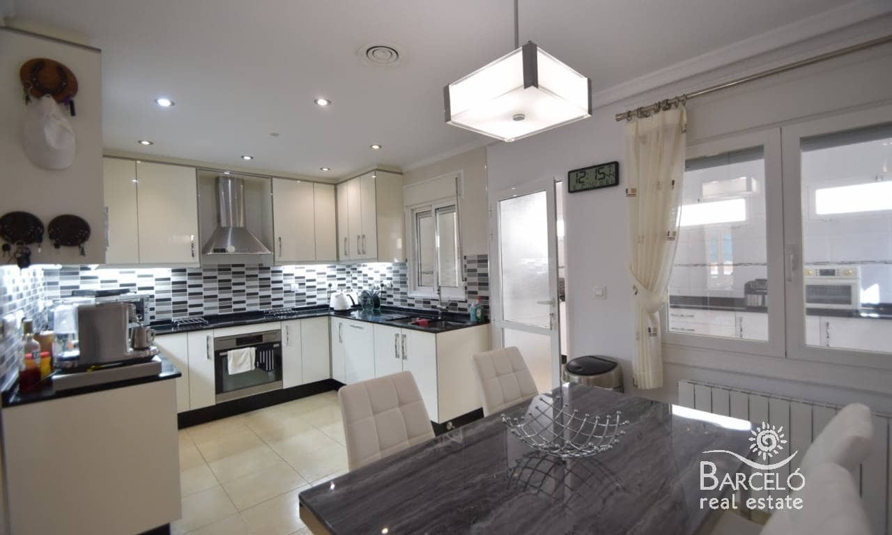 3 bedroom Villa for sale in Ciudad Quesada with pool garage - € 669,500 (Ref: 8790147)