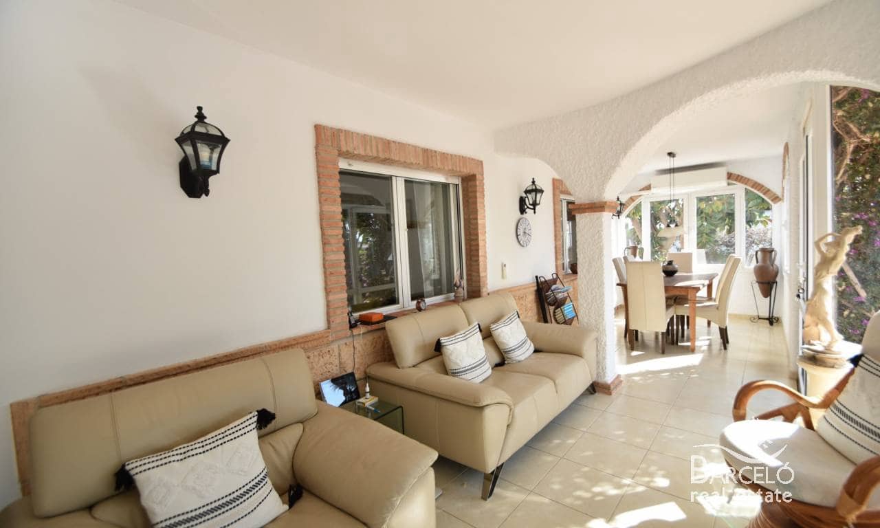 3 bedroom Villa for sale in Ciudad Quesada with pool garage - € 669,500 (Ref: 8790147)