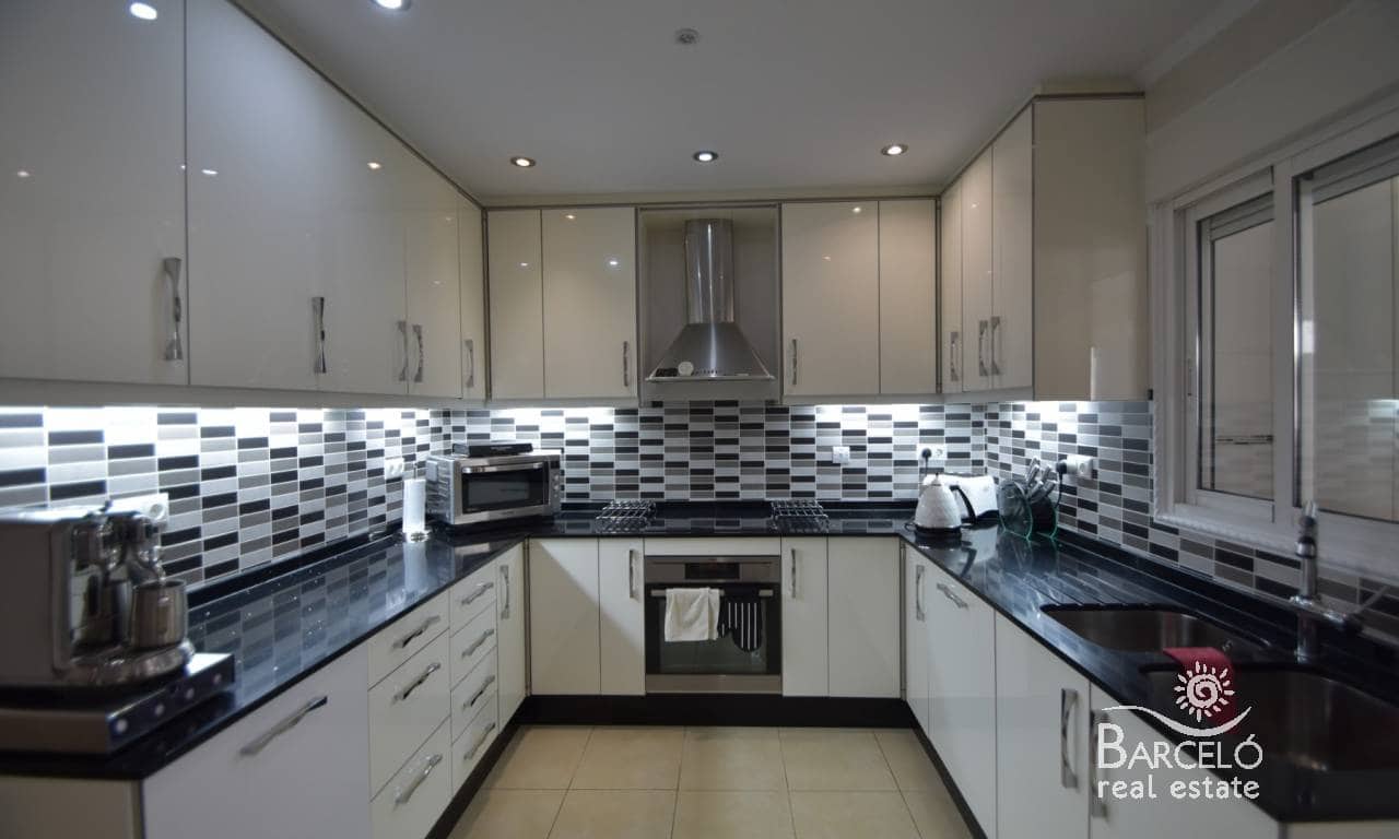 3 bedroom Villa for sale in Ciudad Quesada with pool garage - € 669,500 (Ref: 8790147)