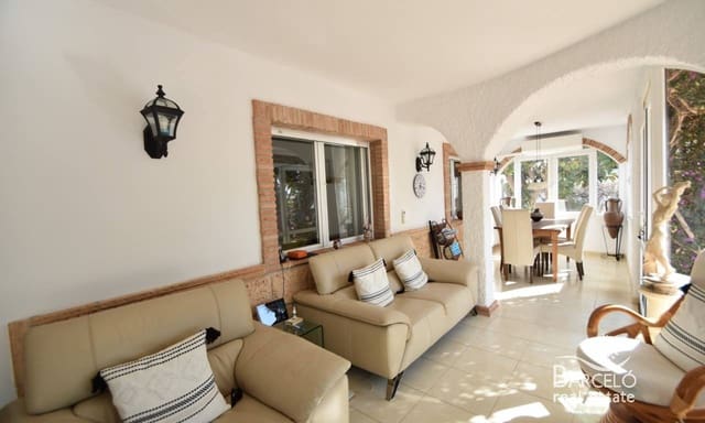 3 bedroom Villa for sale in Ciudad Quesada, Rojales with pool garage - € 669,500 (Ref: 8790147)