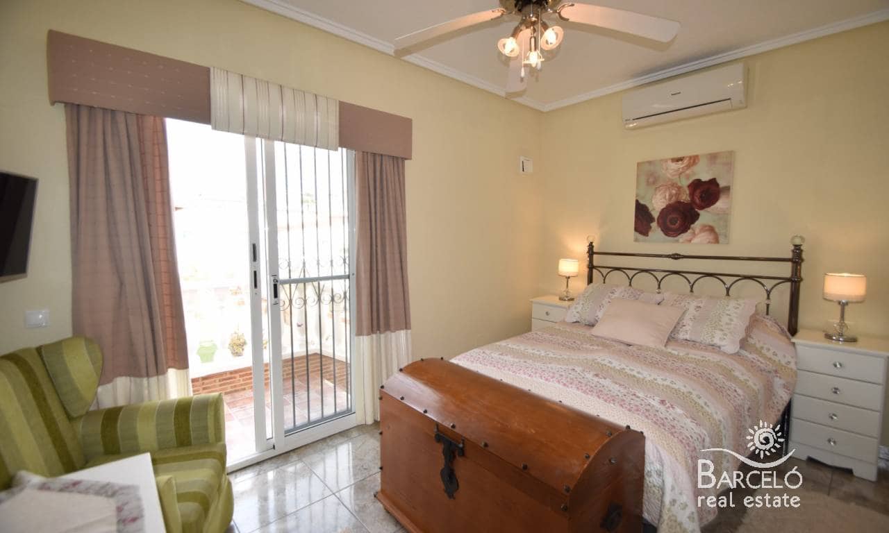 4 sypialnia Willa na sprzedaż w Pueblo Bravo z basenem garażem - 449 900 € (Ref: 8837904)