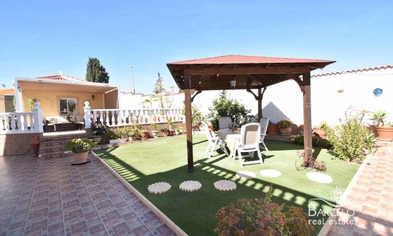 4 sypialnia Willa na sprzedaż w Pueblo Bravo z basenem garażem - 449 900 € (Ref: 8837904)