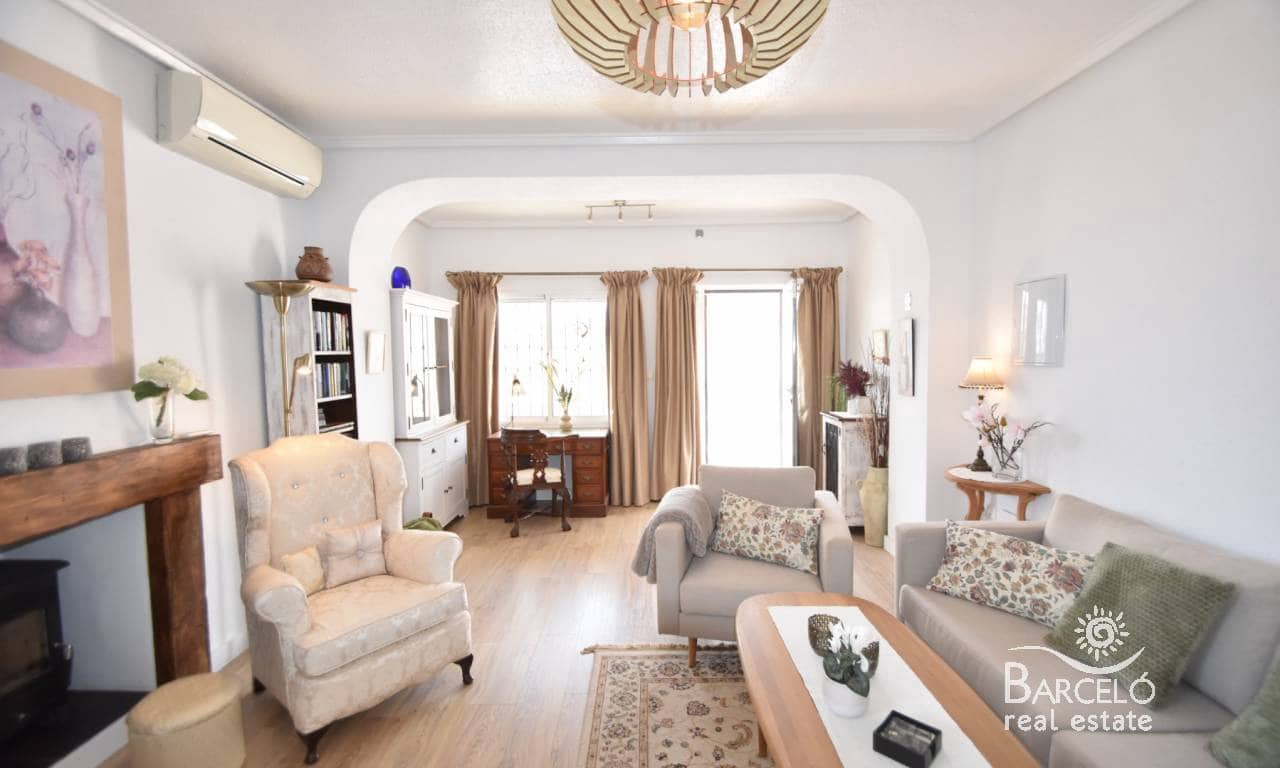 4 sypialnia Willa na sprzedaż w Pueblo Bravo z basenem garażem - 449 900 € (Ref: 8837904)