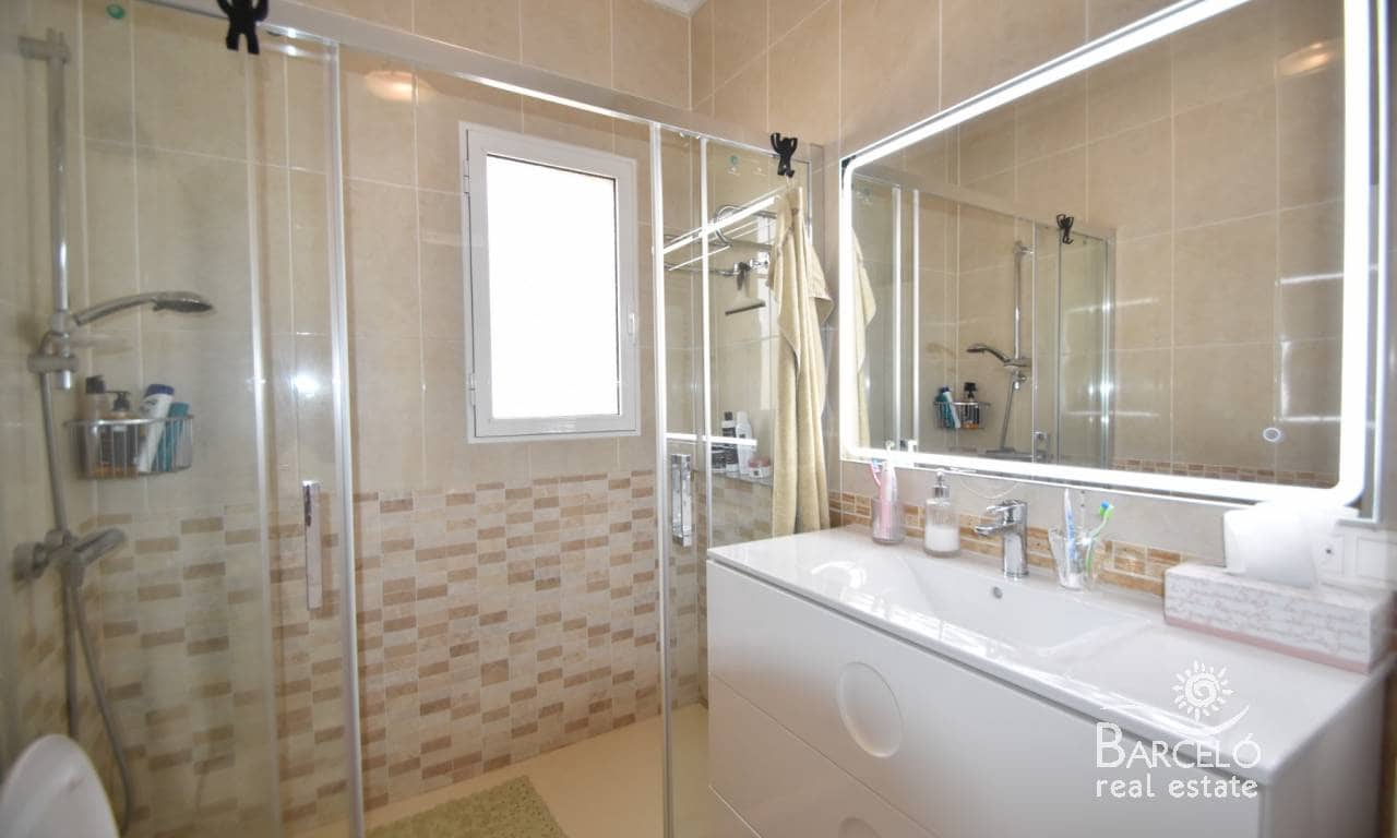 4 sypialnia Willa na sprzedaż w Pueblo Bravo z basenem garażem - 449 900 € (Ref: 8837904)