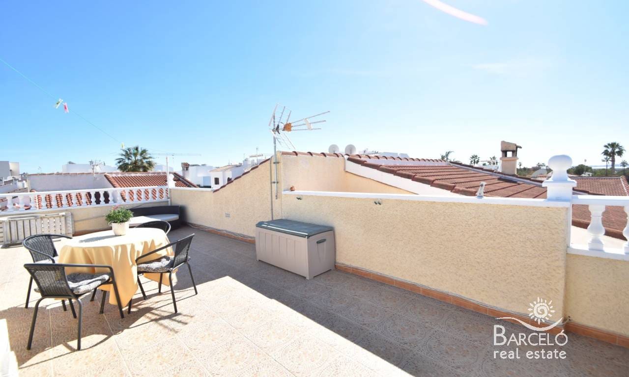 4 sypialnia Willa na sprzedaż w Pueblo Bravo z basenem garażem - 449 900 € (Ref: 8837904)