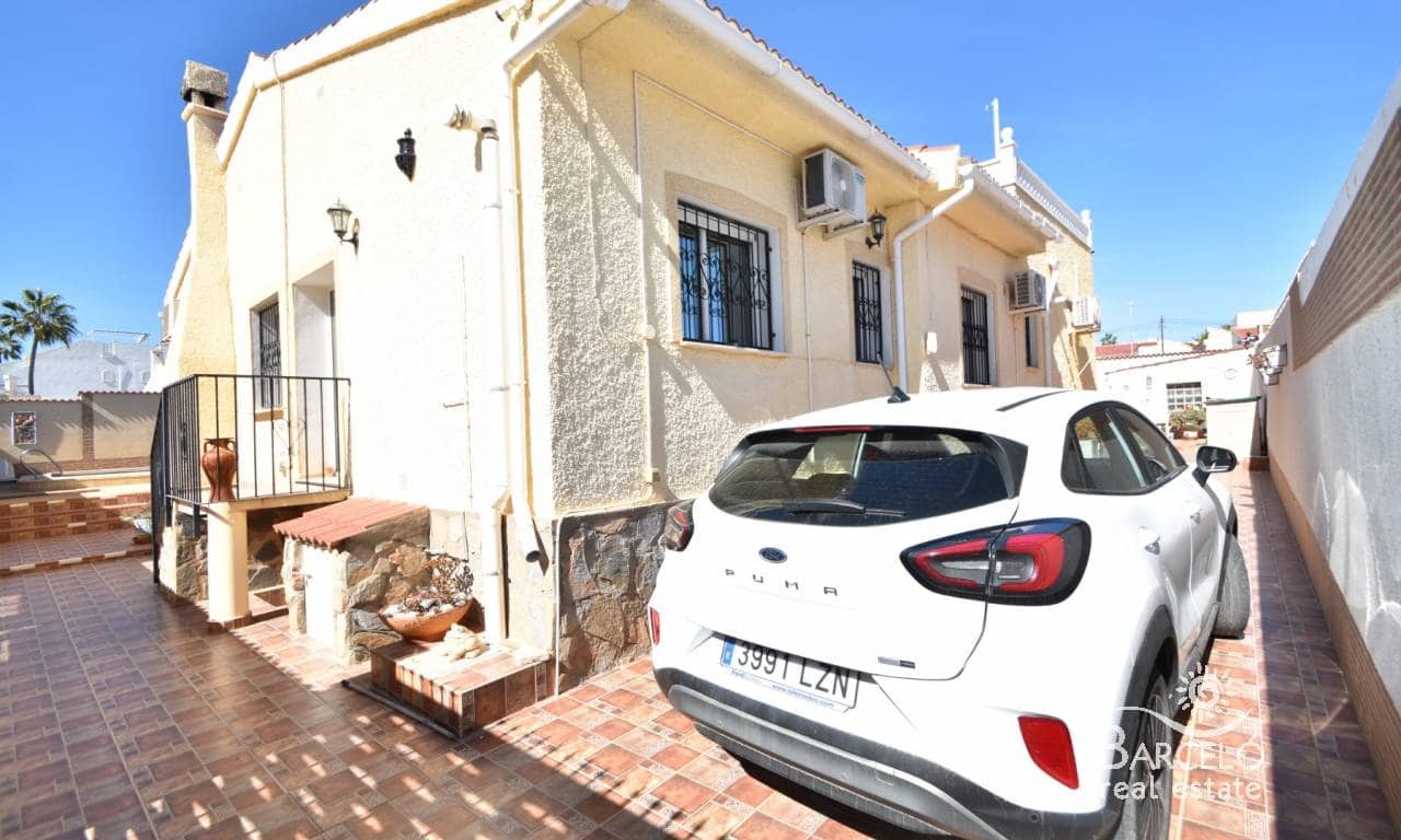 4 sypialnia Willa na sprzedaż w Pueblo Bravo z basenem garażem - 449 900 € (Ref: 8837904)