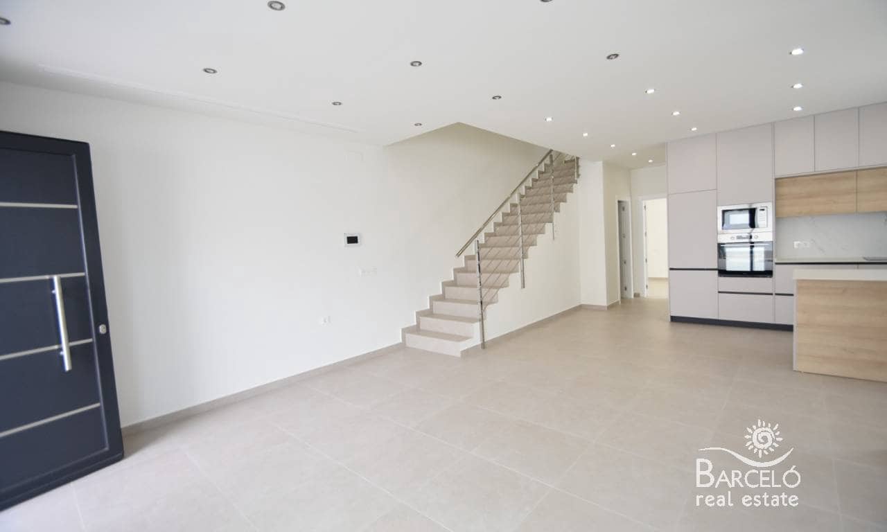 3 quarto Moradia para venda em Heredades com piscina garagem - 359 900 € (Ref: 8879193)