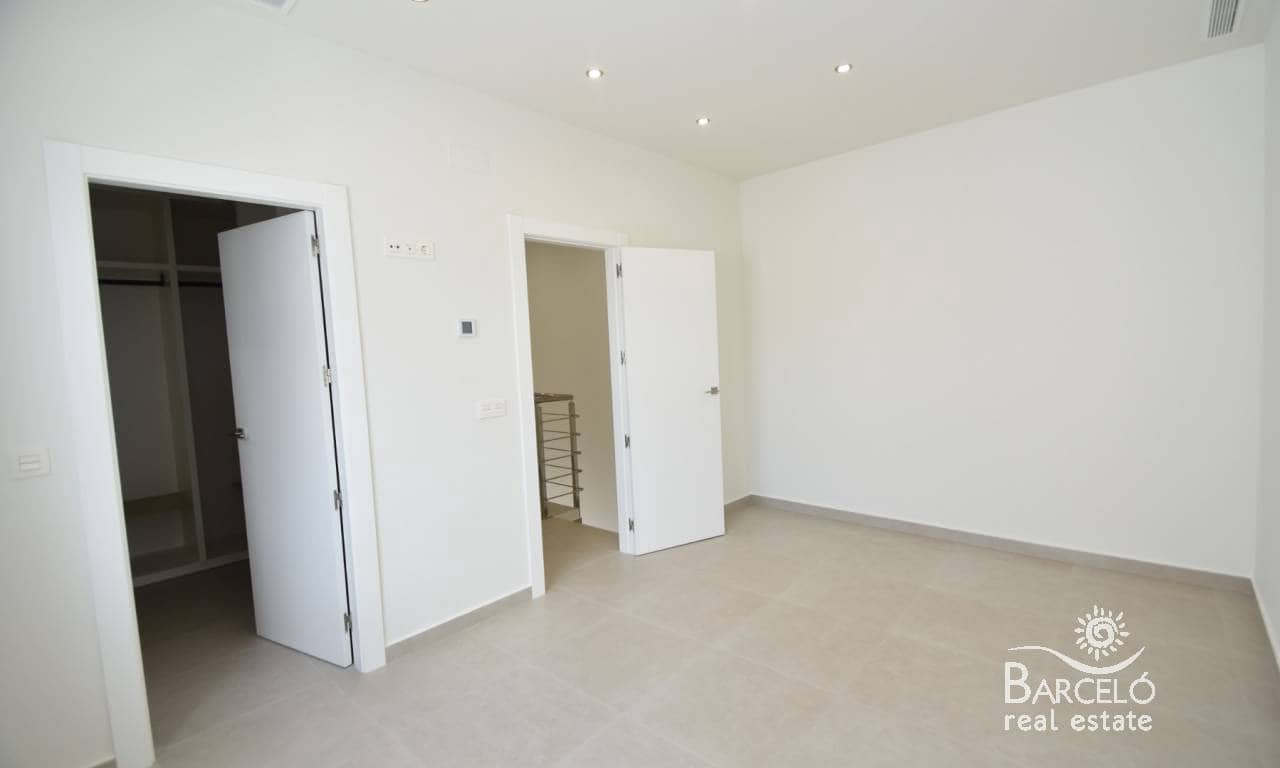 3 quarto Moradia para venda em Heredades com piscina garagem - 359 900 € (Ref: 8879193)