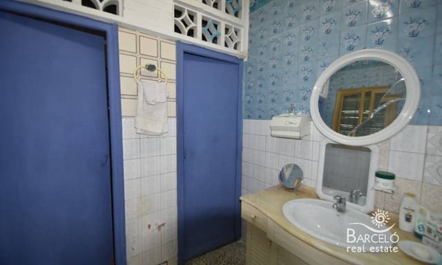 3 bedroom Commercial for sale in Almoradí - € 150,000 (Ref: 9049990)