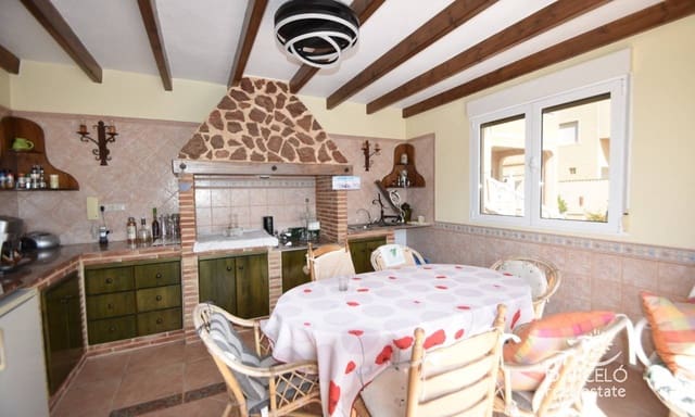 5 bedroom Villa for sale in Ciudad Quesada, Rojales with pool garage - € 590,000 (Ref: 9113572)