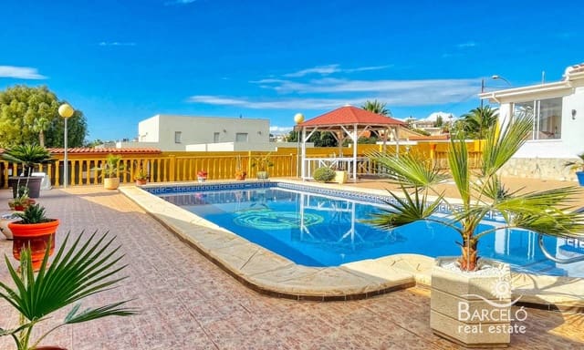4 bedroom Villa for sale in Ciudad Quesada, Rojales with pool garage - € 389,000 (Ref: 9194822)