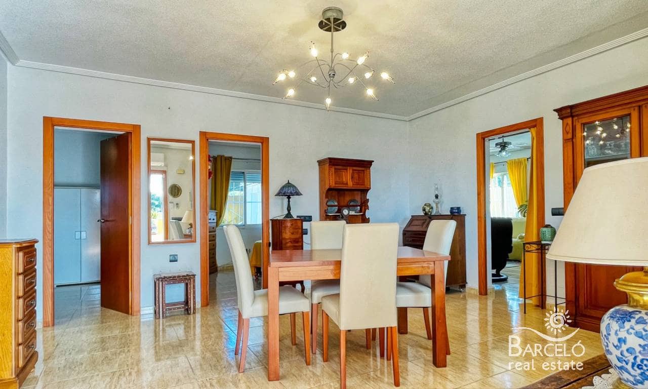 4 bedroom Villa for sale in Ciudad Quesada with pool garage - € 389,000 (Ref: 9194822)