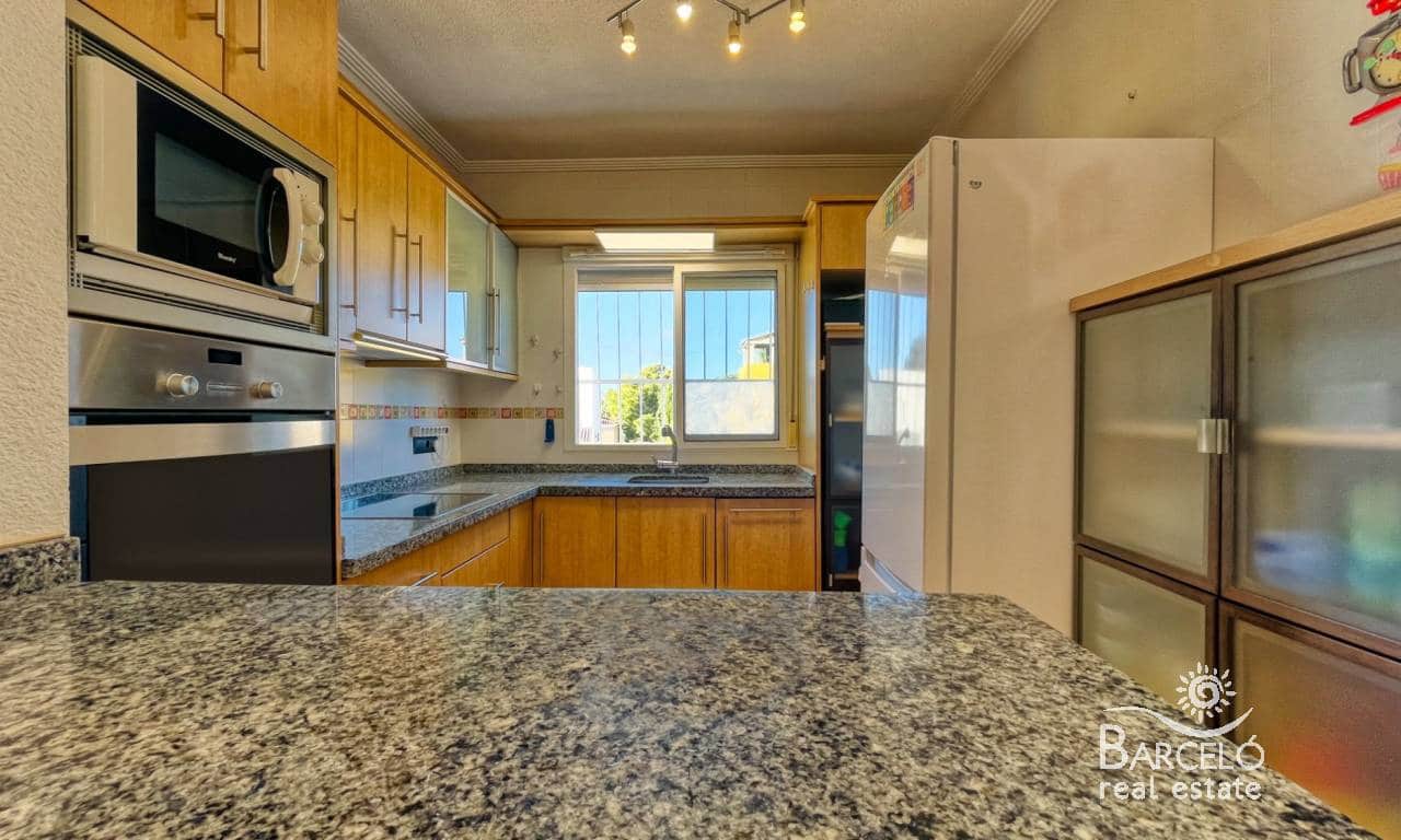 4 bedroom Villa for sale in Ciudad Quesada with pool garage - € 389,000 (Ref: 9194822)