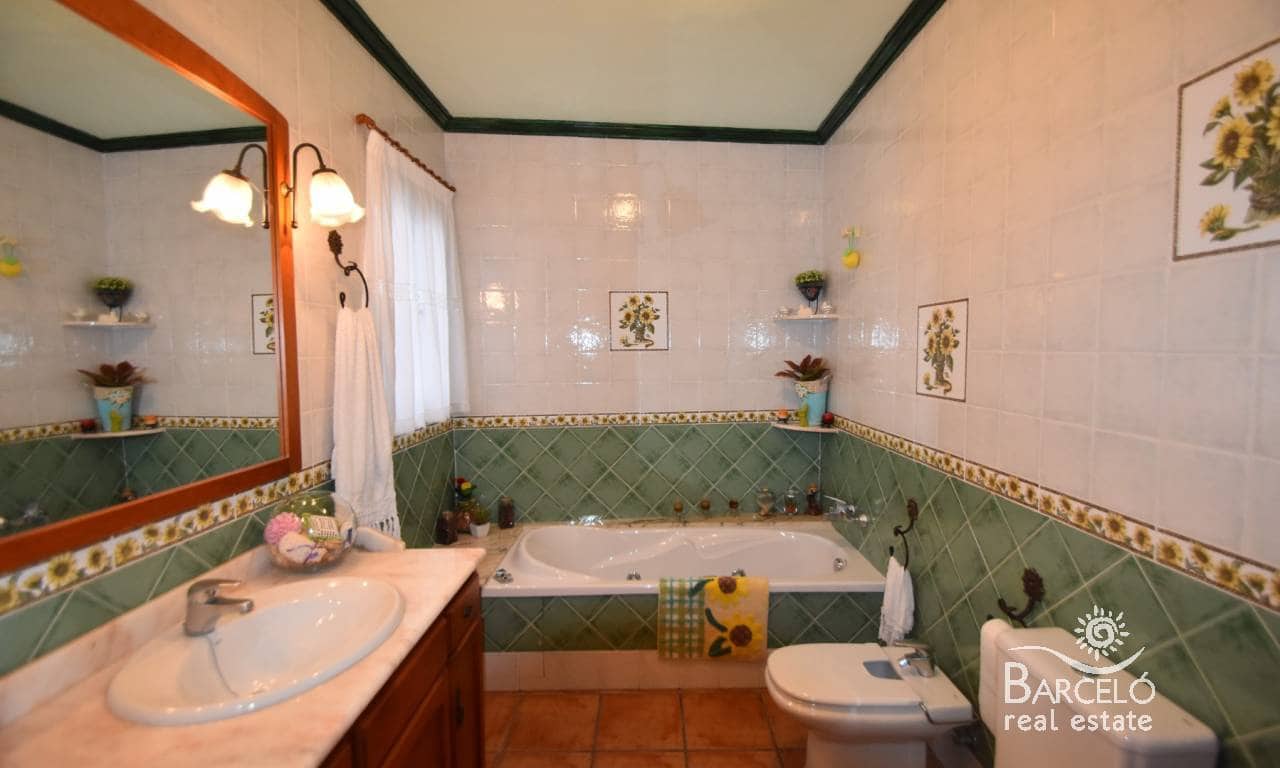 7 soverom Villa til salgs i Los Montesinos med svømmebasseng garasje - € 475 000 (Ref: 9221879)