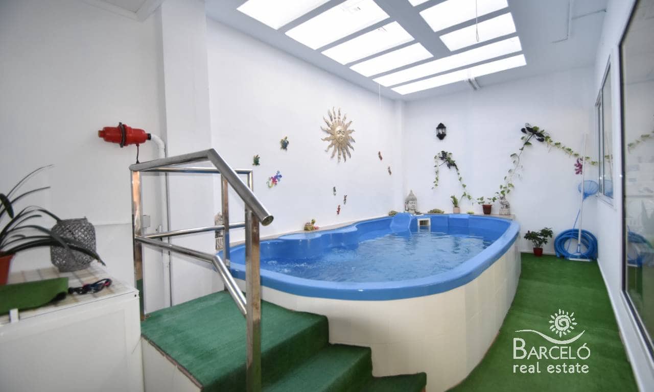 7 soverom Villa til salgs i Los Montesinos med svømmebasseng garasje - € 475 000 (Ref: 9221879)