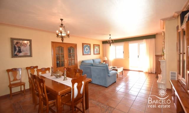 7 soverom Villa til salgs i Los Montesinos med svømmebasseng garasje - € 475 000 (Ref: 9221879)