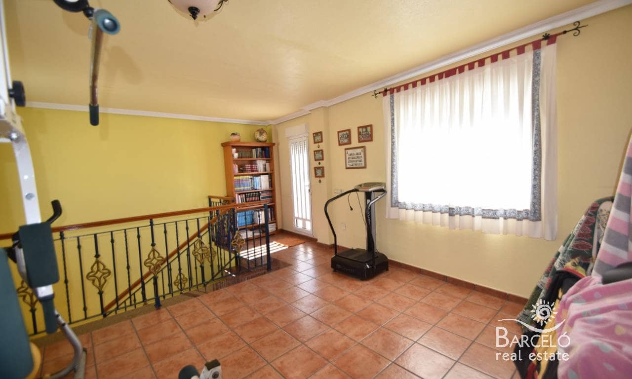 7 soverom Villa til salgs i Los Montesinos med svømmebasseng garasje - € 475 000 (Ref: 9221879)