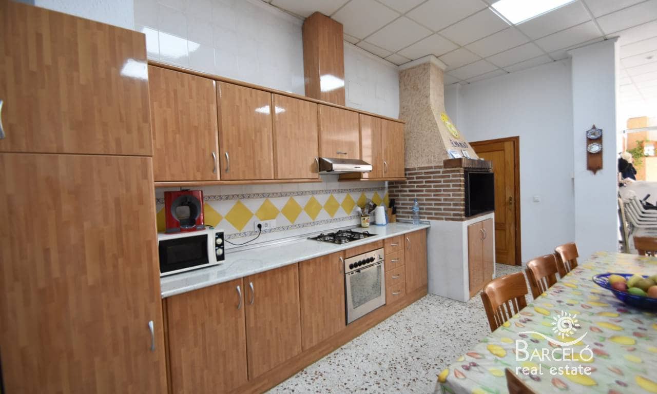 7 soverom Villa til salgs i Los Montesinos med svømmebasseng garasje - € 475 000 (Ref: 9221879)