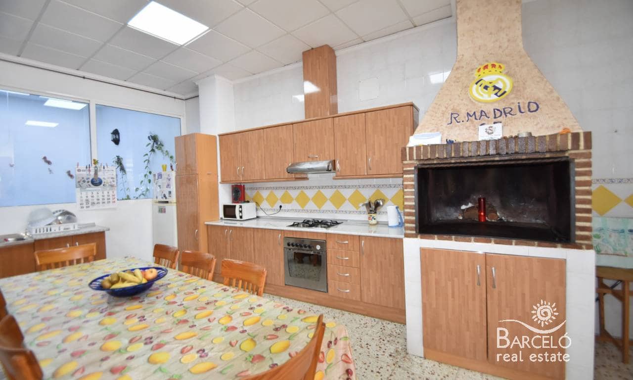 7 soverom Villa til salgs i Los Montesinos med svømmebasseng garasje - € 475 000 (Ref: 9221879)