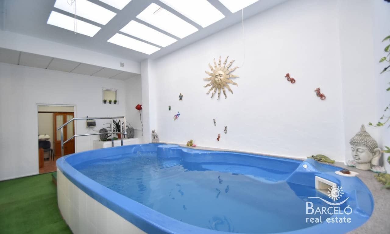 7 soverom Villa til salgs i Los Montesinos med svømmebasseng garasje - € 475 000 (Ref: 9221879)