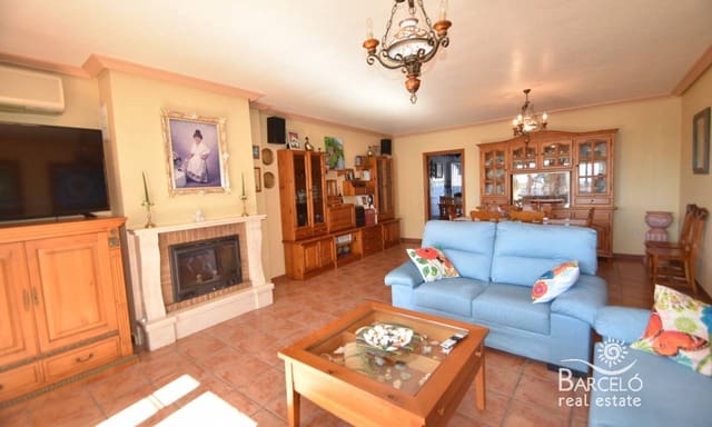 7 soverom Villa til salgs i Los Montesinos med svømmebasseng garasje - € 475 000 (Ref: 9221879)