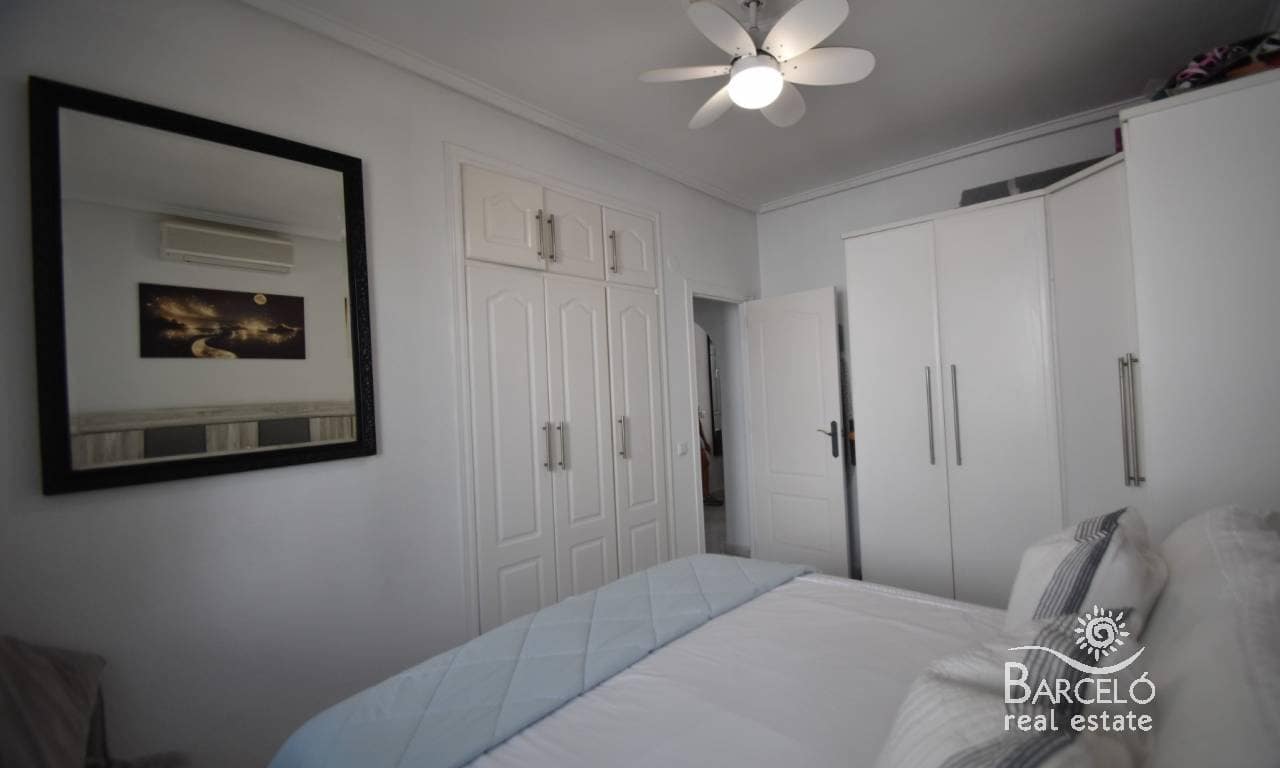 Chalet de 2 habitaciones en Ciudad Quesada en venta con piscina garaje - 279.000 € (Ref: 9227659)