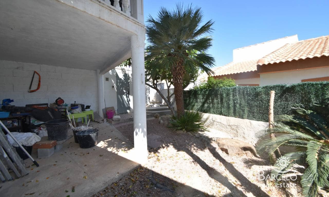 Chalet de 2 habitaciones en Ciudad Quesada en venta con piscina garaje - 279.000 € (Ref: 9227659)