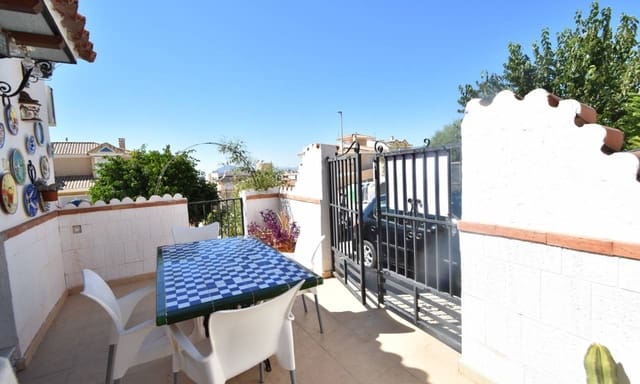 3 Zimmer Villa zu verkaufen in Benijófar mit Pool Garage - 260.000 € (Ref: 9231751)