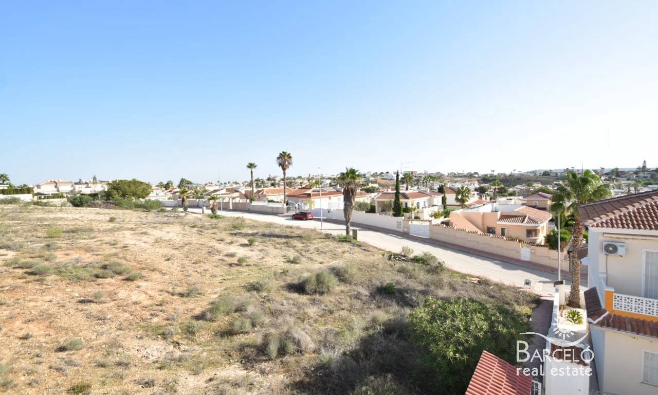 4 sypialnia Dom na sprzedaż w Ciudad Quesada z basenem garażem - 229 000 € (Ref: 9311621)