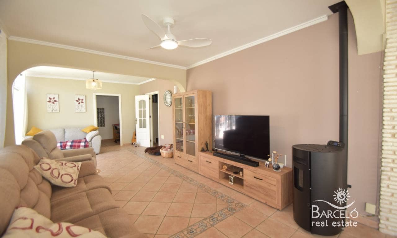 4 bedroom Villa for sale in Ciudad Quesada with pool garage - € 399,000 (Ref: 9329816)