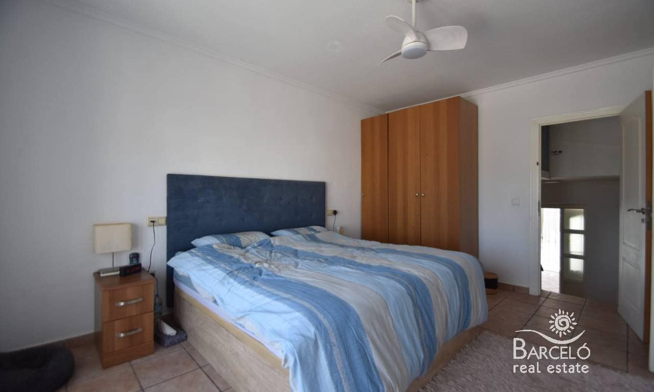 4 bedroom Villa for sale in Ciudad Quesada with pool garage - € 399,000 (Ref: 9329816)