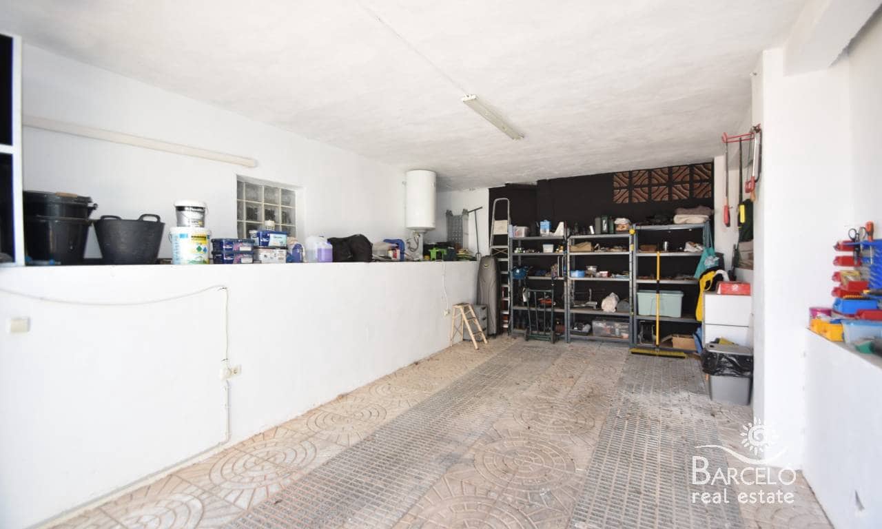 4 bedroom Villa for sale in Ciudad Quesada with pool garage - € 399,000 (Ref: 9329816)