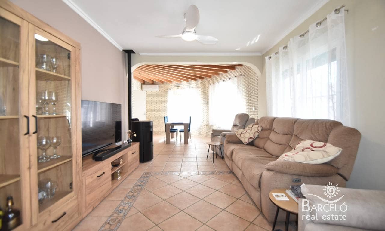 4 bedroom Villa for sale in Ciudad Quesada with pool garage - € 399,000 (Ref: 9329816)