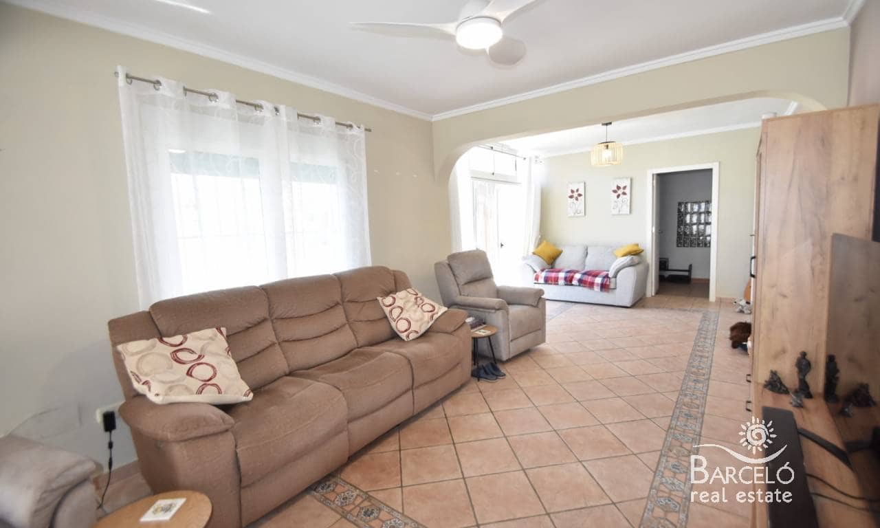 4 bedroom Villa for sale in Ciudad Quesada with pool garage - € 399,000 (Ref: 9329816)