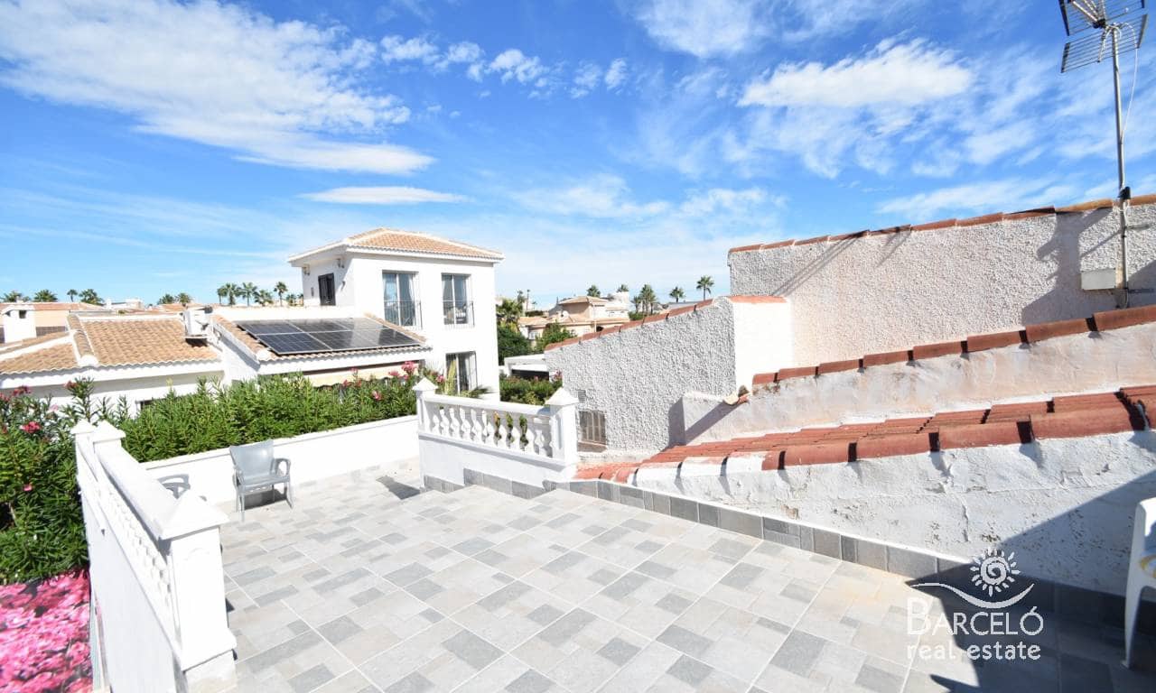 4 bedroom Villa for sale in Ciudad Quesada with pool garage - € 399,000 (Ref: 9329816)
