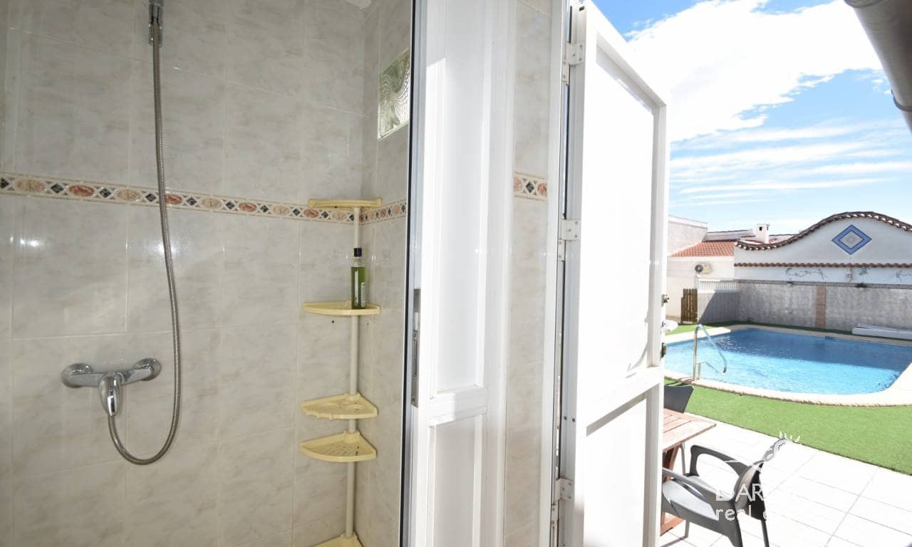 4 bedroom Villa for sale in Ciudad Quesada with pool garage - € 399,000 (Ref: 9329816)