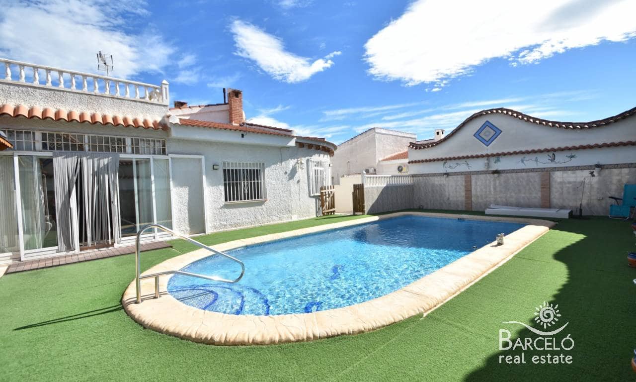 4 bedroom Villa for sale in Ciudad Quesada with pool garage - € 399,000 (Ref: 9329816)