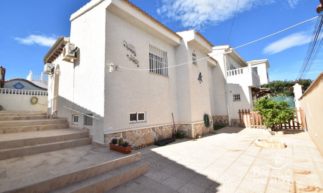 4 bedroom Villa for sale in Ciudad Quesada with pool garage - € 399,000 (Ref: 9329816)