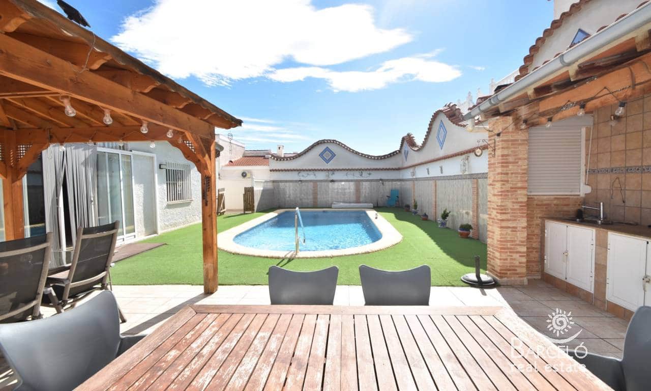 4 bedroom Villa for sale in Ciudad Quesada with pool garage - € 399,000 (Ref: 9329816)