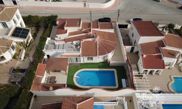 4 camera da letto Villa in vendita in Ciudad Quesada, Rojales con piscina garage - 399.000 € (Rif: 9329816)