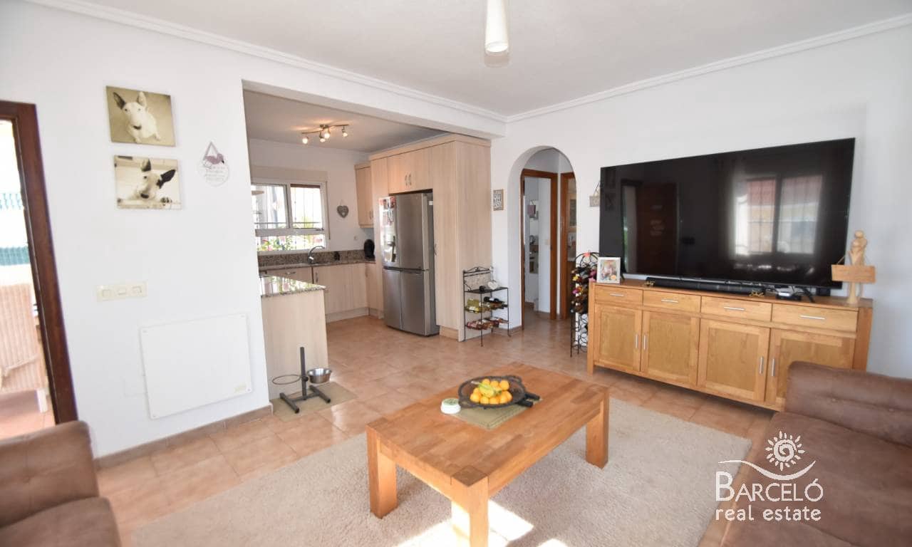 4 sypialnia Willa na sprzedaż w Ciudad Quesada z basenem garażem - 475 000 € (Ref: 9338783)