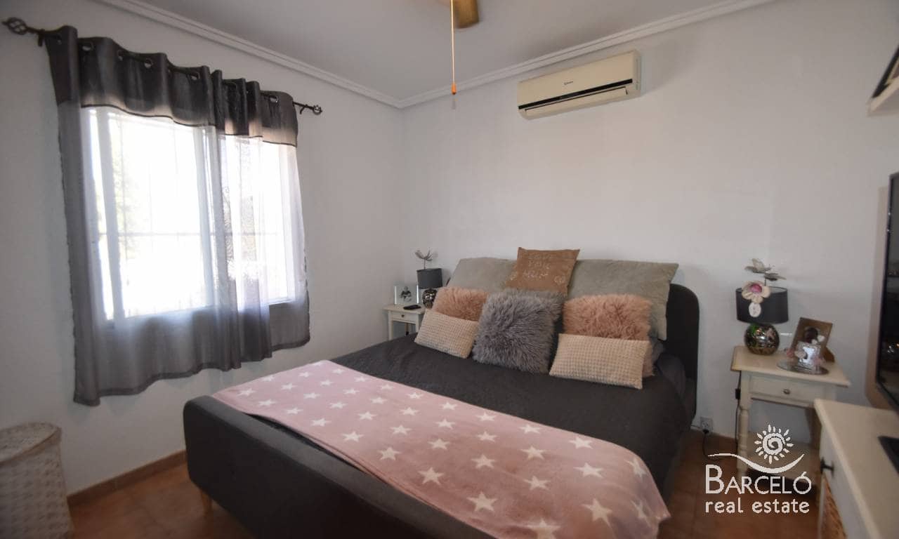 4 sypialnia Willa na sprzedaż w Ciudad Quesada z basenem garażem - 475 000 € (Ref: 9338783)